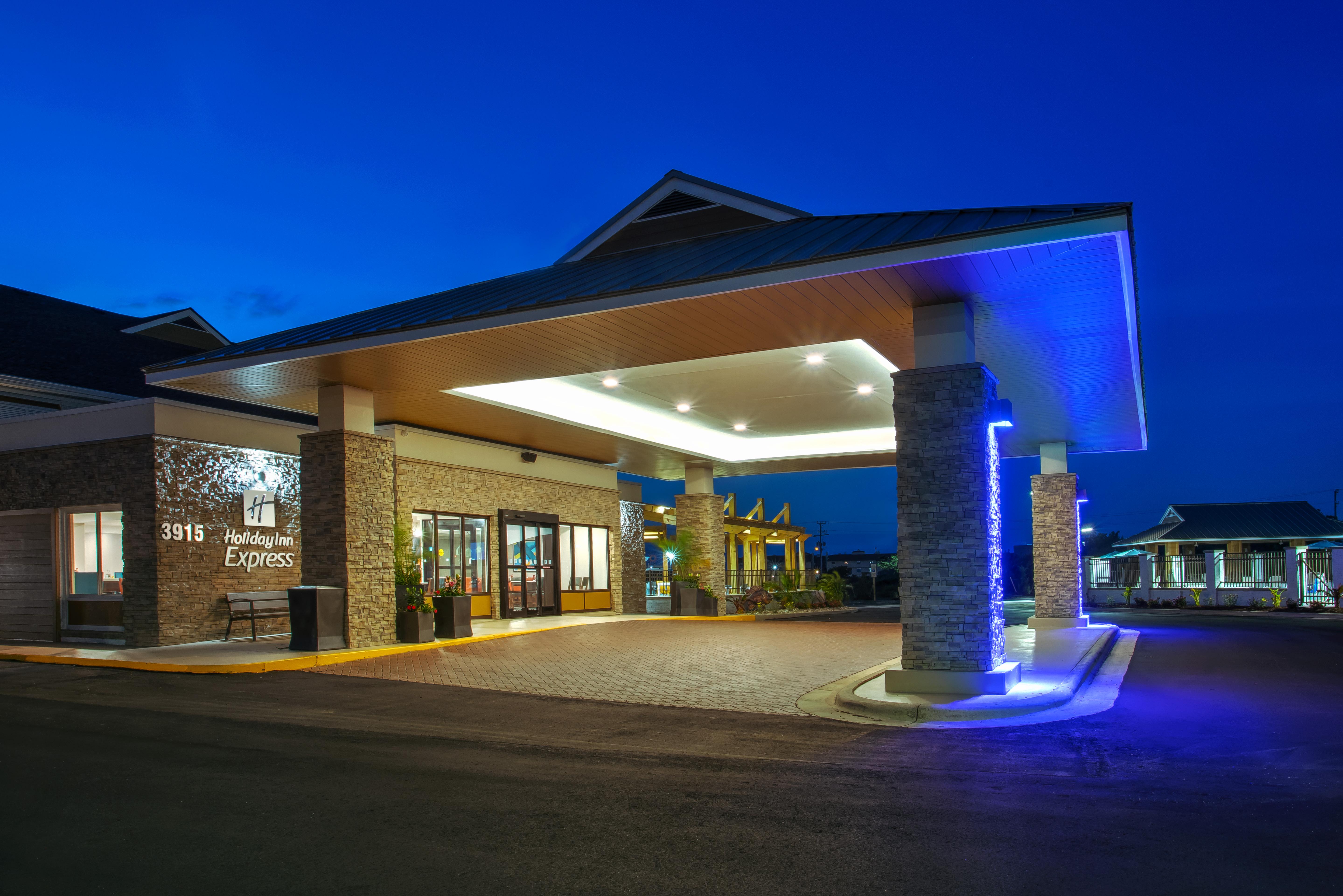 Holiday Inn Express Kitty Hawk - Outer Banks, An Ihg Hotel Exterior photo